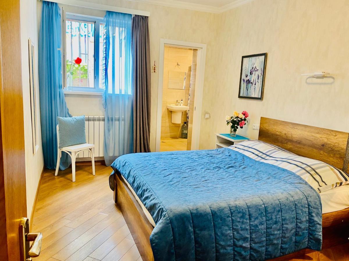 Гостевой дом Eco Holiday House Тбилиси Экстерьер фото
