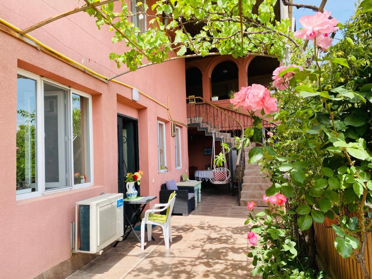 Гостевой дом Eco Holiday House Тбилиси Экстерьер фото